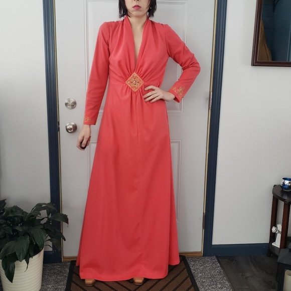 70s Pink Gown‎ - Picture 1 of 12